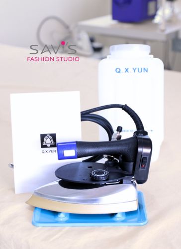 Gravity Feed Steam iron with Water bottle
