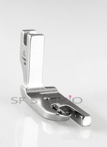 214 Right Compensating Presser Foot 1/4